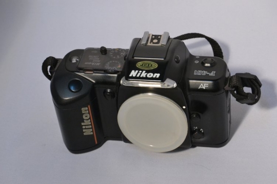 Nikon F401 AF Filmli SLR Fotoğraf Makinesi